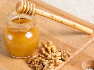 Nüsse und Honig für die Potenz